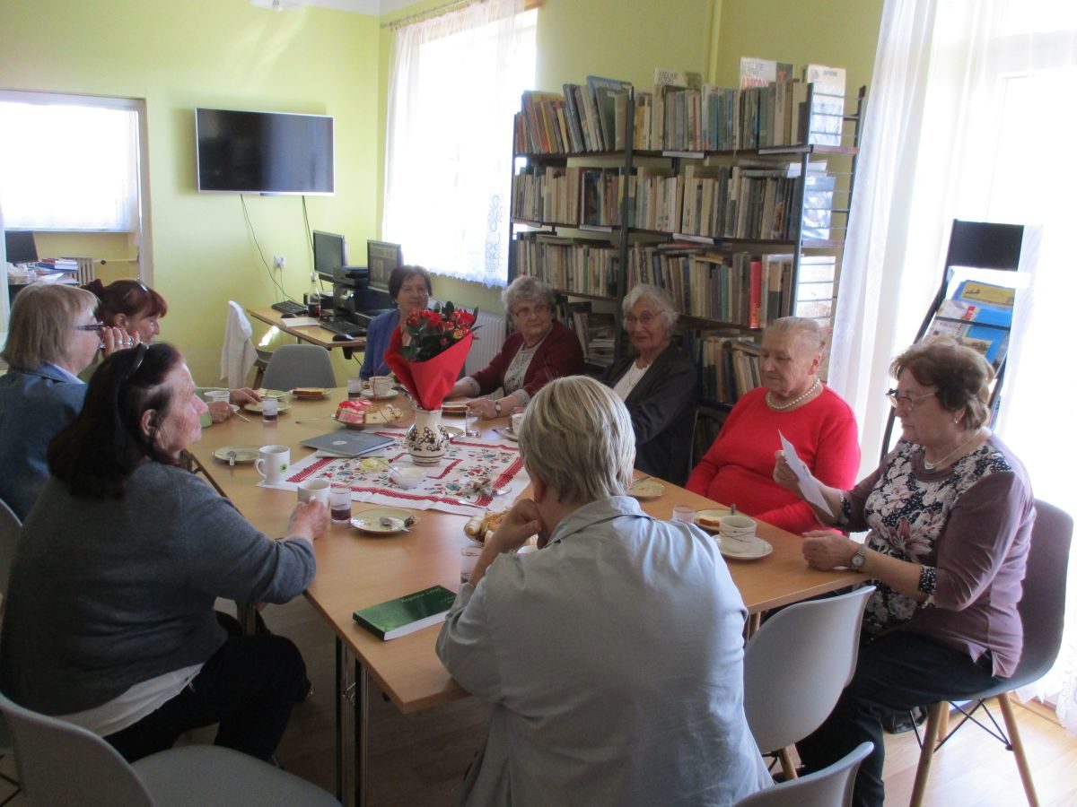 Popołudnie z poezją w bibliotece w Tyliczu