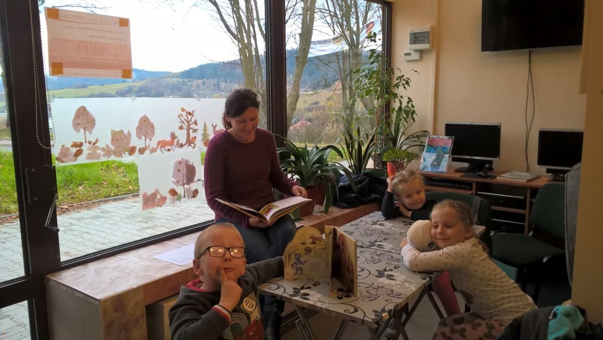 KREATYWNE CZWARTKI W KOLORZE JESIENI