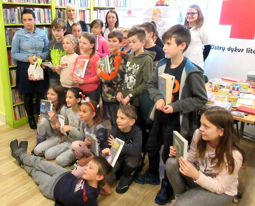 OSTRY DYŻUR LITERACKI W FILII NA CZARNYM POTOKU