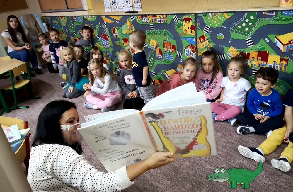 Z książką w przedszkolu