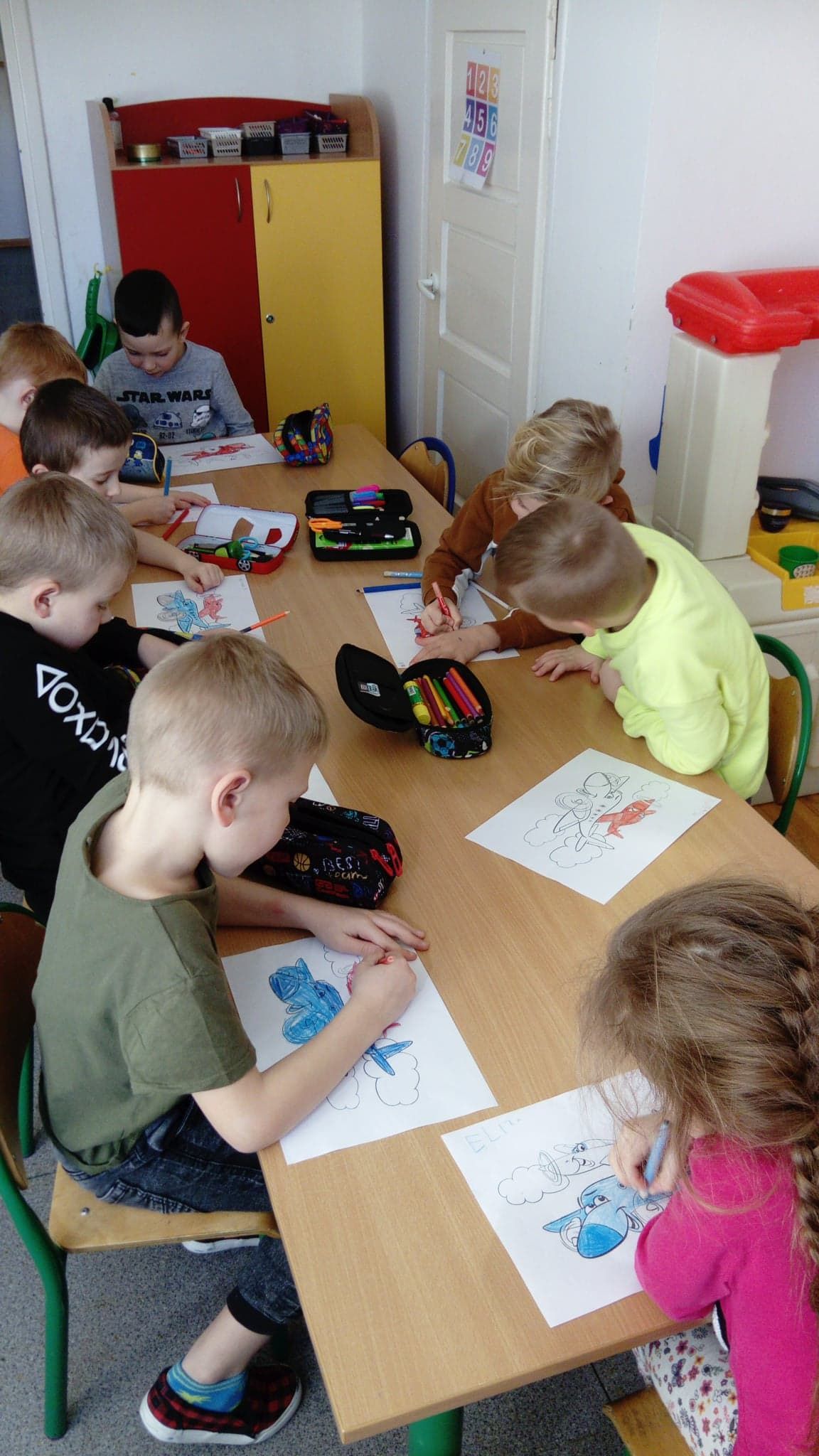„Papierowe Samoloty” – Spotkanie DKK w przedszkolu w Bereście