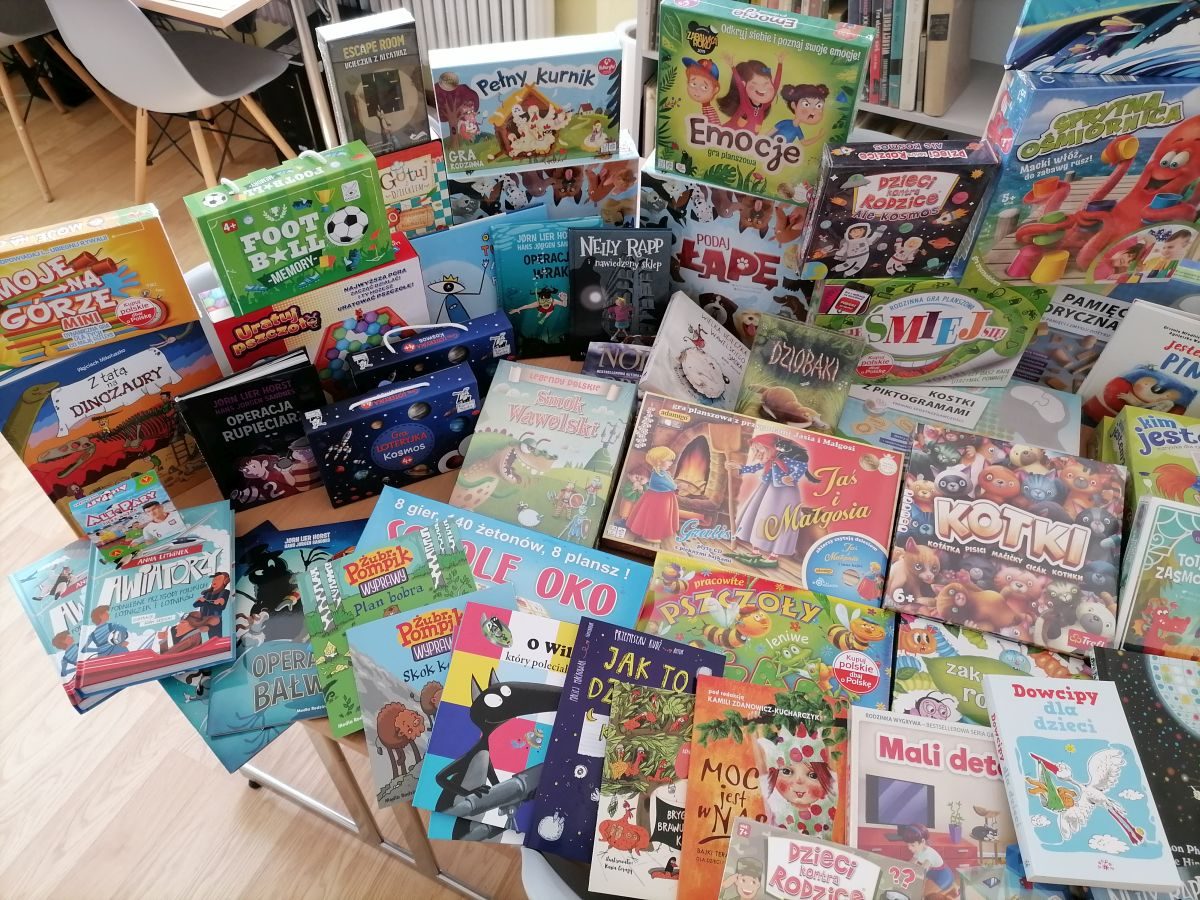 Biblio – TECZKI – do wypożyczenia gry planszowe, książki i  zagadki