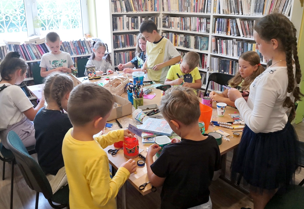 OGRÓDEK W… EKO-ZAJĘCIA W BIBLIOTECE NA CZARNYM POTOKU