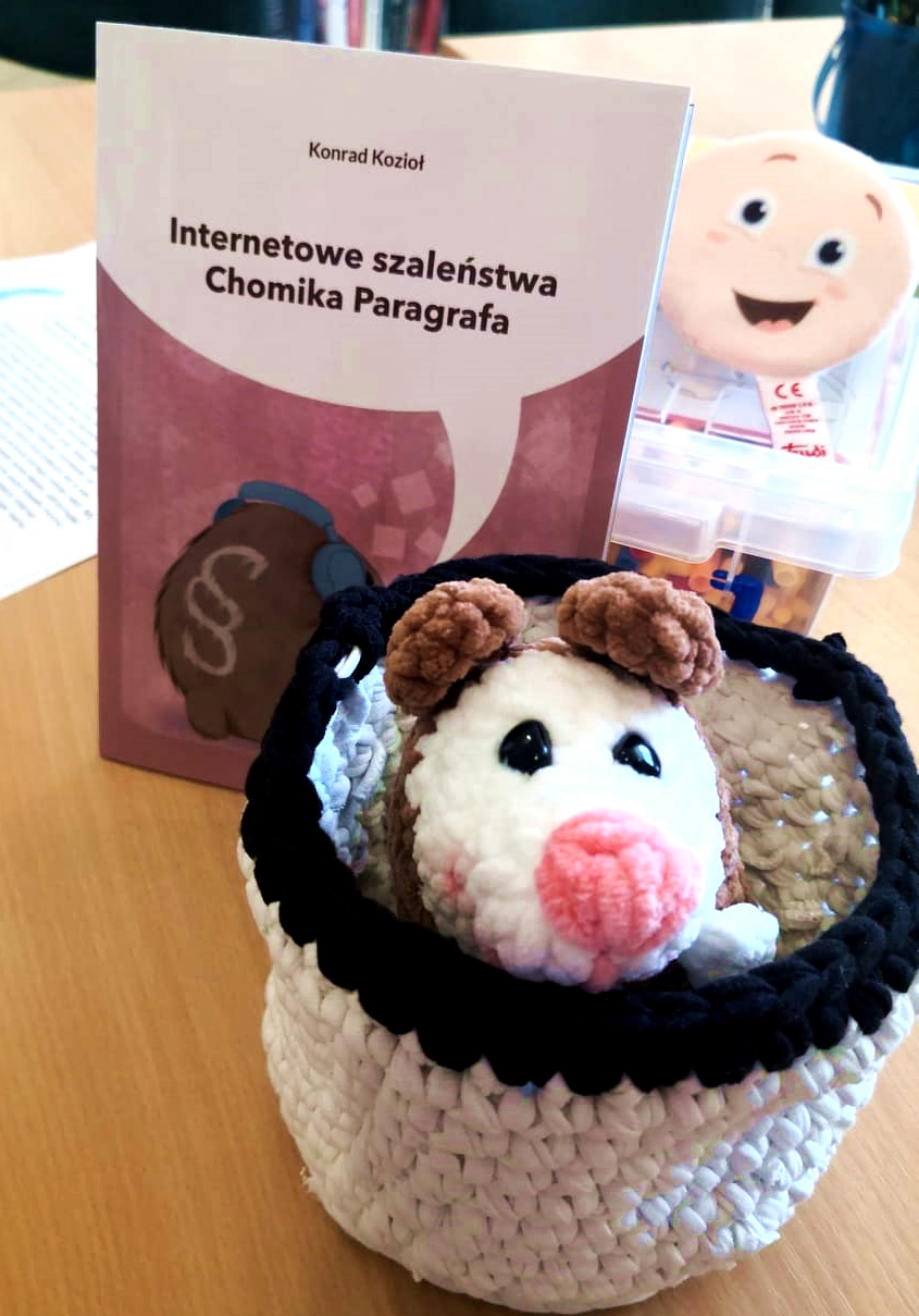 SOBOTA Z CHOMIKIEM PARAGRAFEM W FILII NA CZARNYM POTOKU.