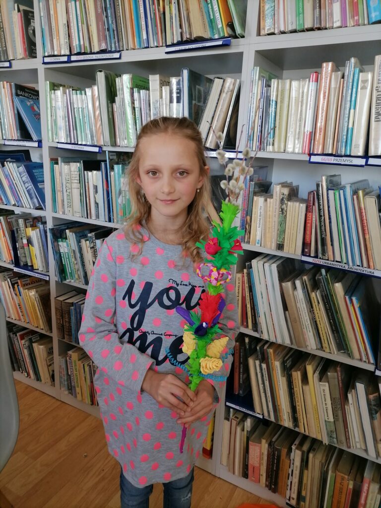 "Warsztaty Wielkanocne" w bibliotece w Tyliczu