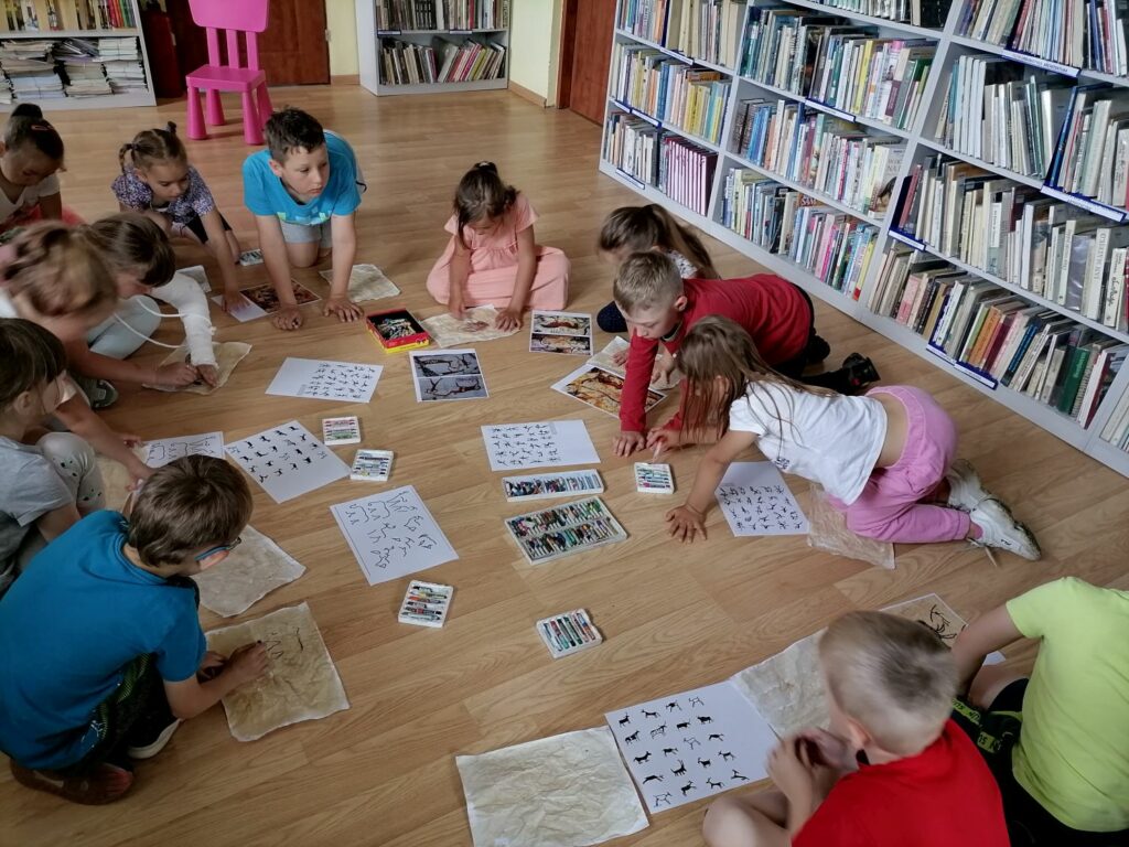 Z książką od Papirusu do gigabajtów