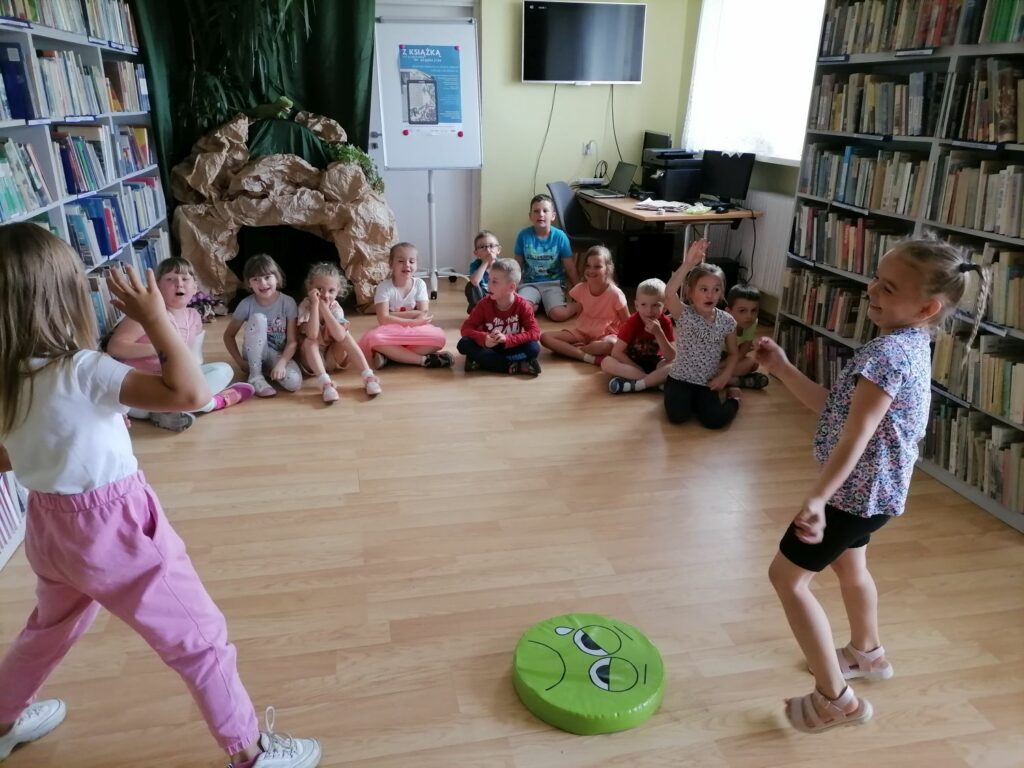 Z książką od Papirusu do gigabajtów