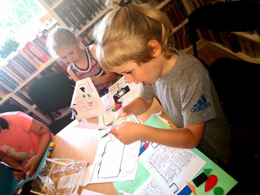 Wakacje w Bibliotece na Czarym Potoku