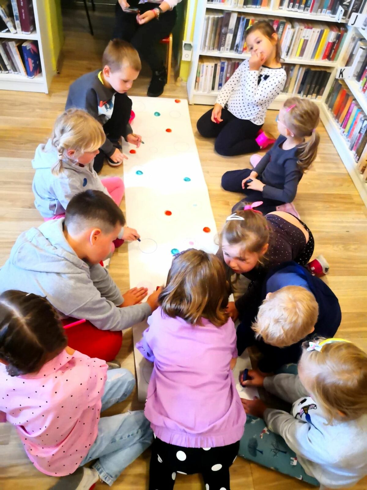 DZIEŃ KROPKI W FILII NA CZARNYM POTOKU