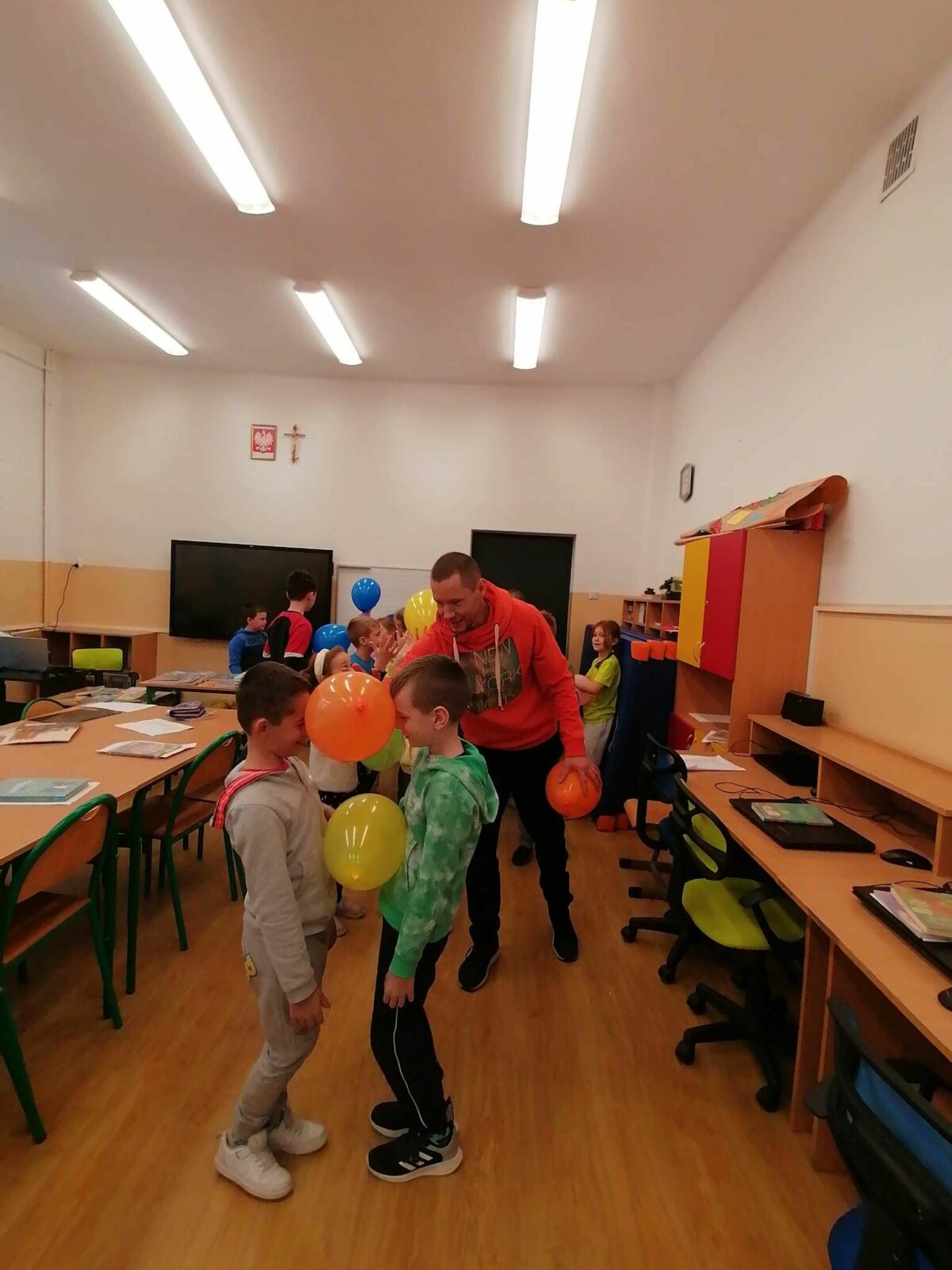 „Lewy, gola!”, czyli czym się różni katar od Kataru?