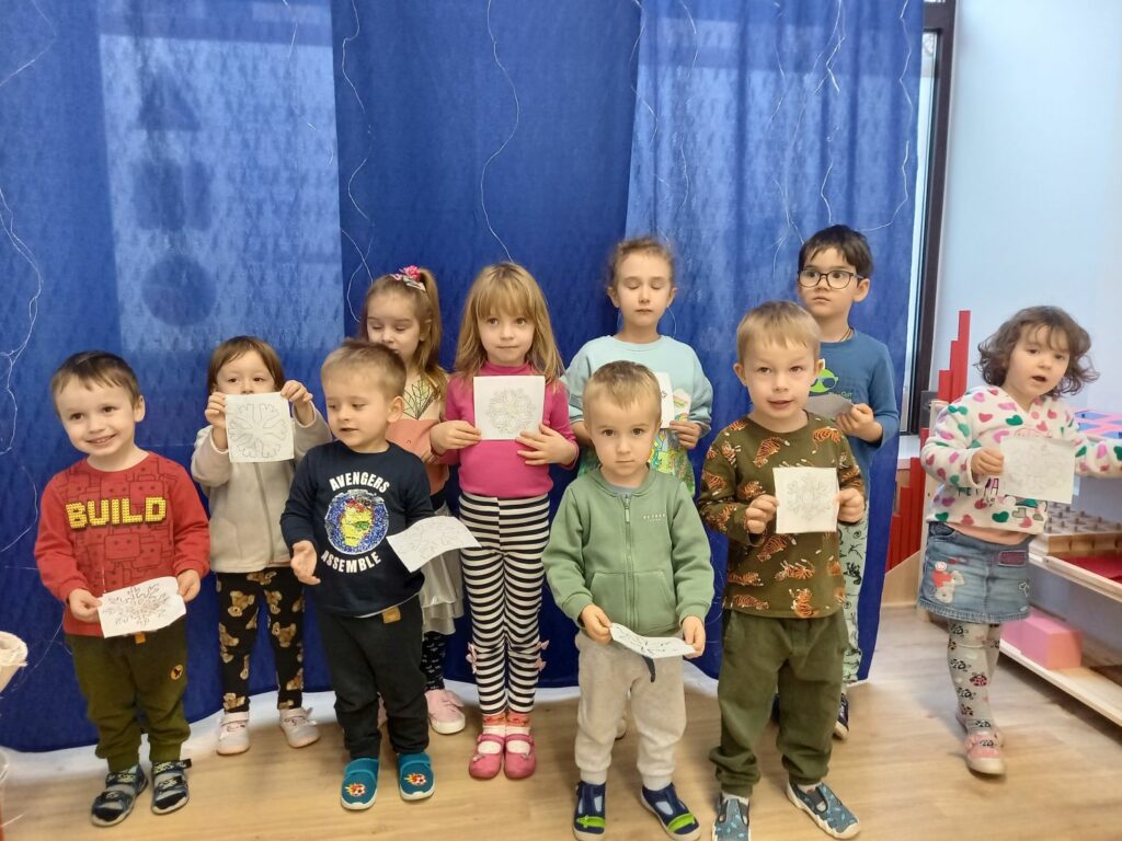 ZIMOWE ZAJĘCIA W „PIĄTCE” MONTESSORII