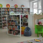 Ruszamy w nowej siedzibie biblioteki ze spotkaniami z autorami i podróżnikami! Już w środę, 19 kwietnia o godz. 16.00 naszym gościem będzie Łukasz Bajda - przewodnik i autor książek o Bieszczadach. Jego najnowsze publikacje - " Bieszczady. Opowieści przewodnika” i „Bieszczady. To, co najważniejsze" będzie można kupić wraz z autografem podczas spotkania.