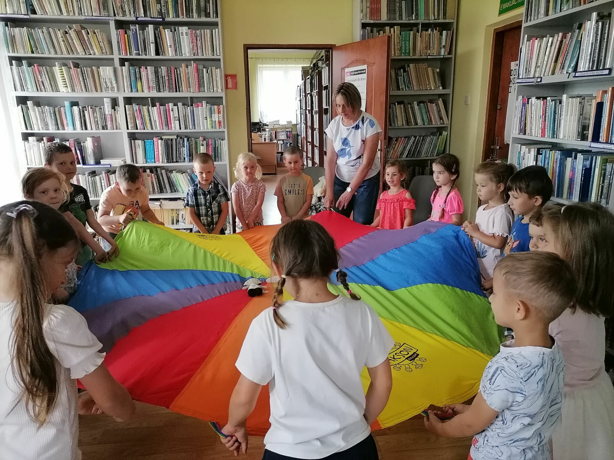 „Pucio na wsi – czyli Puciowa akademia dla najmłodszych”