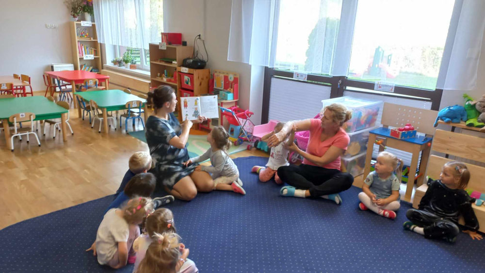 JESIENNE DKK NA PRZEDSZKOLA NA ŹRÓDLANEJ