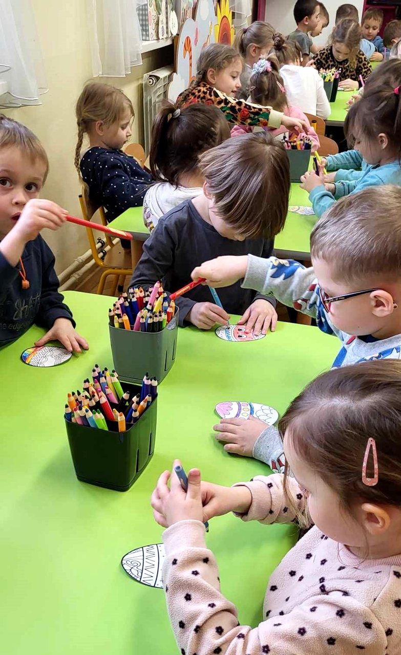 „Radosna Wielkanoc”- biblioteczne zajęcia w Ochronce