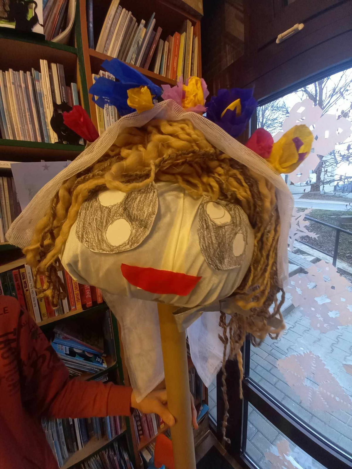 ZAJĘCIA Z WYOBRAŹNIĄ W BIBLIOTECE NA ŹRÓDLANEJ