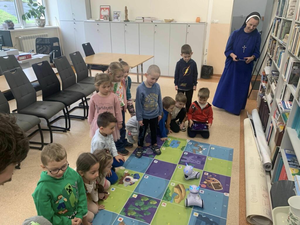 Zajęcia biblioteczne dla przedszkolaków z Ochronki