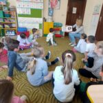 Spotkanie Dyskusyjnego Klubu Książki w filii w Tyliczu