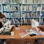 Warsztaty krawieckie w bibliotece w Tyliczu