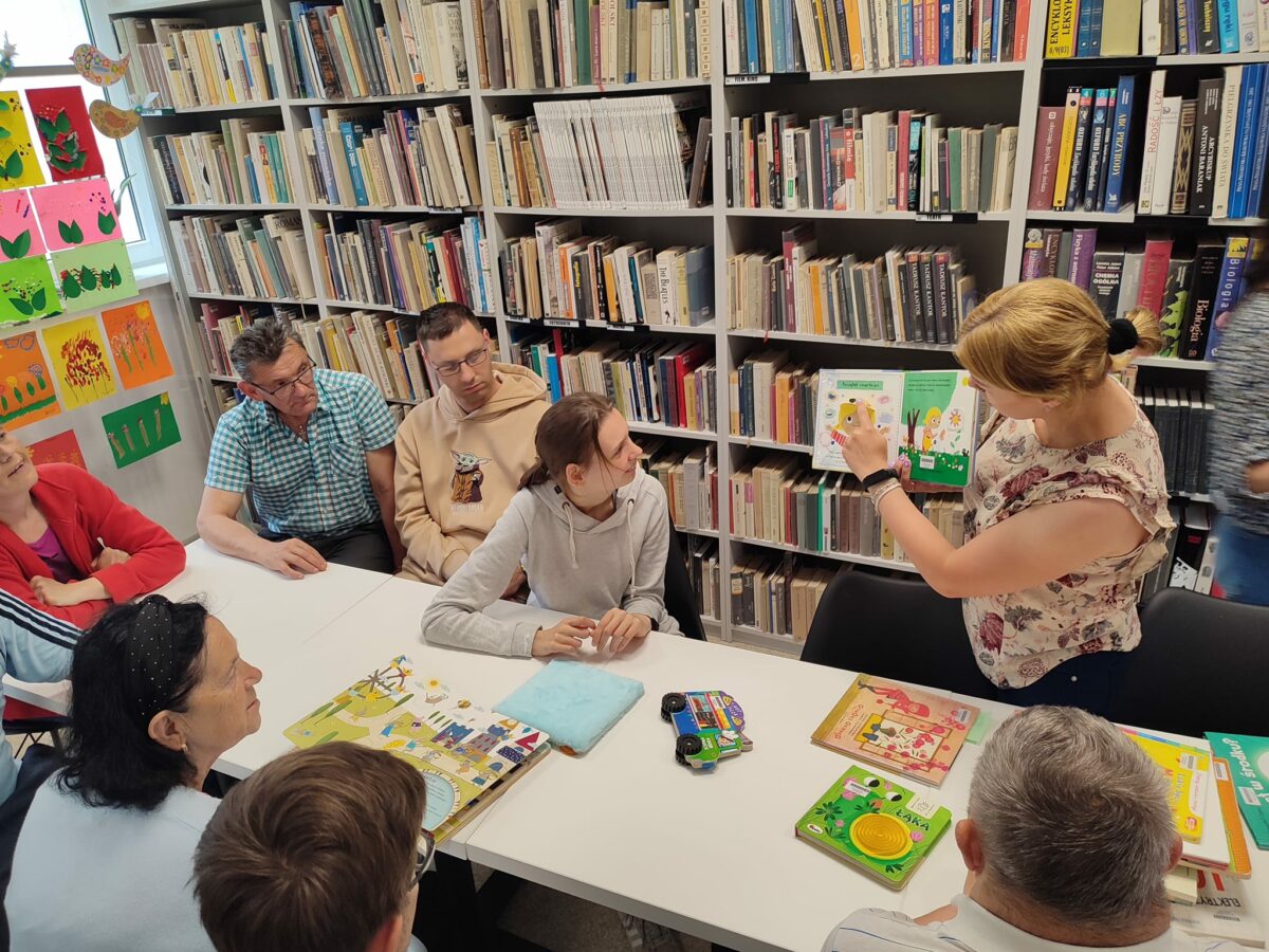 Książki  ….nietypowe, zaskakujące, tajemnicze.