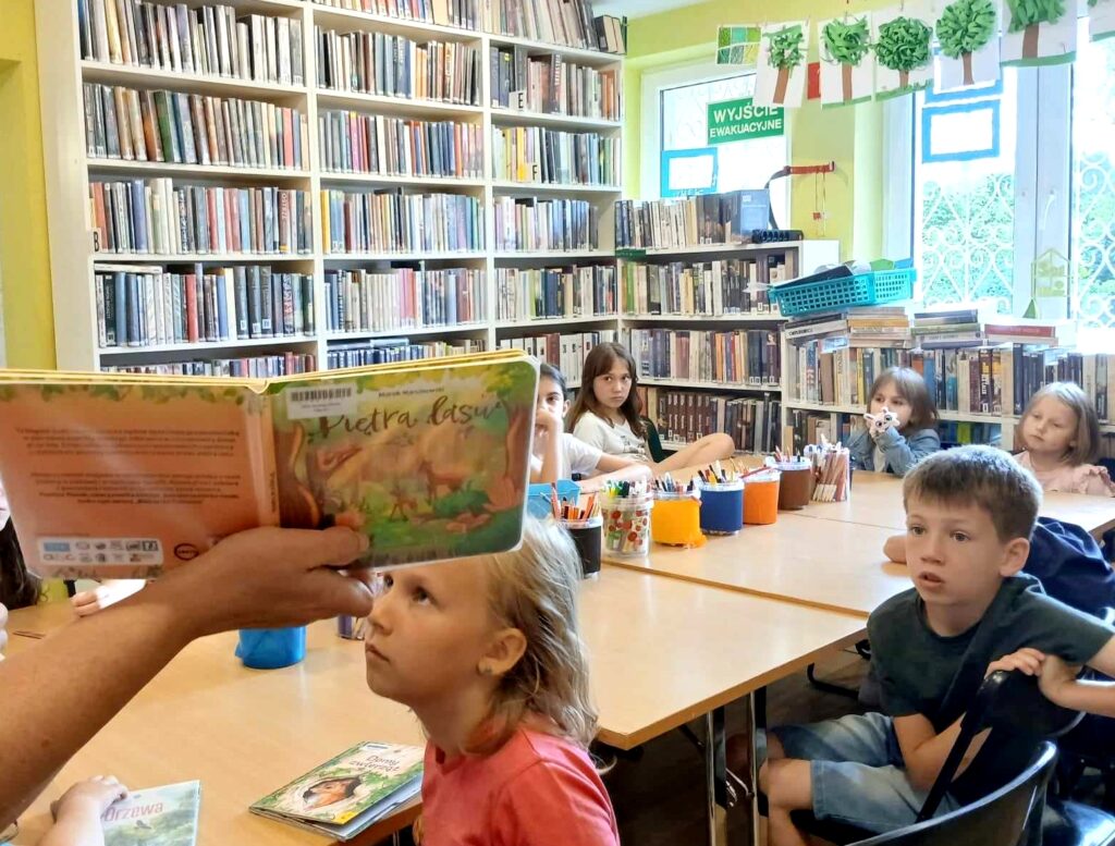 Leśna Sobota z Wyobraźnią w filii na Czarnym Potoku