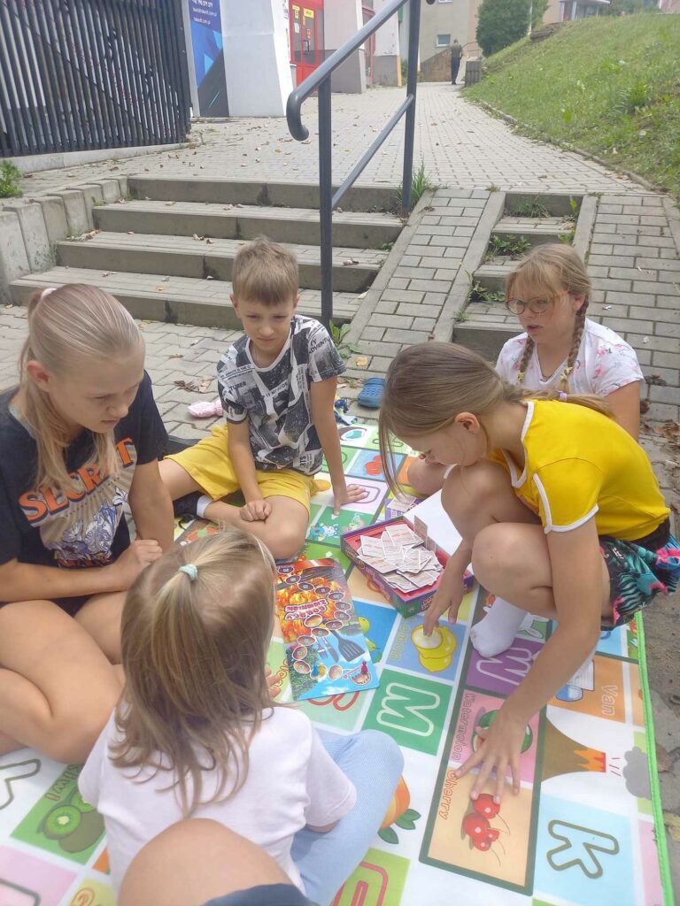 Zajęcia wakacyjne w filii  na Źródlanej