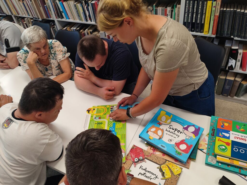 Z książką na wesoło ciąg dalszy - zajęcia w bibliotece centralnej