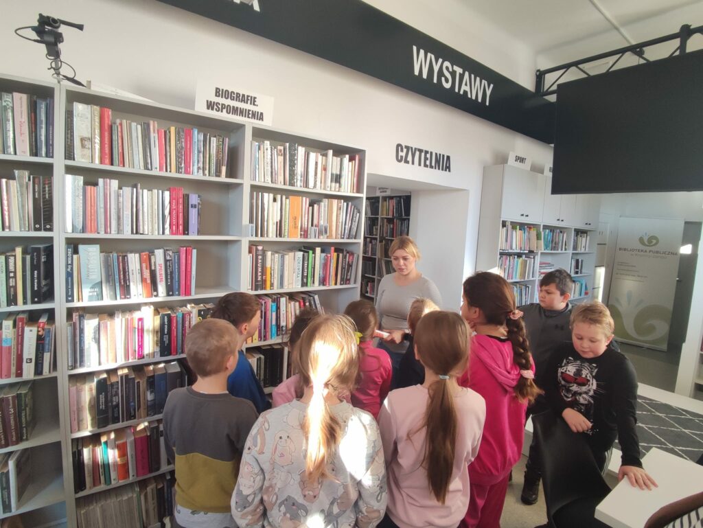 Dinozaury w Bibliotece