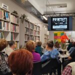 „Music party za regałem”