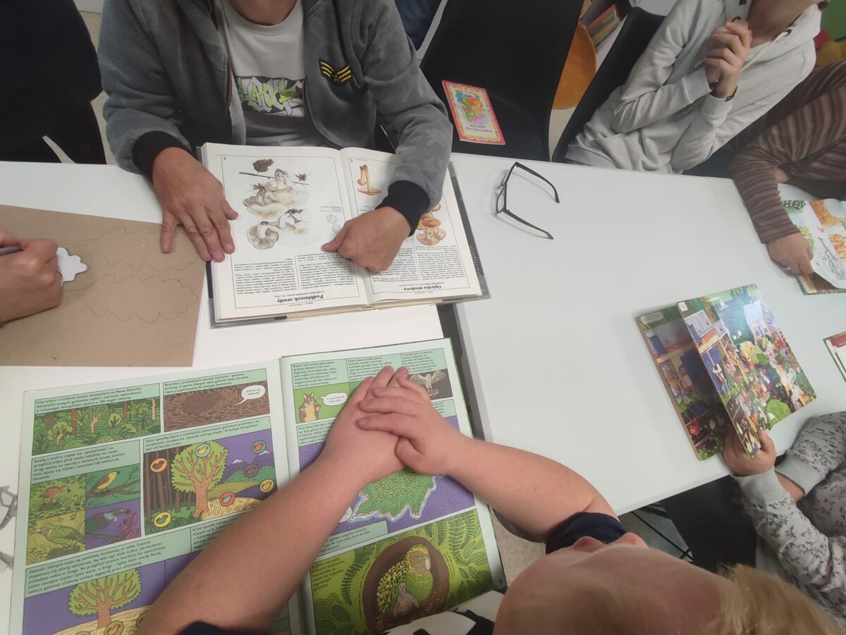 Wychowankowie ŚDS gośćmi naszej biblioteki