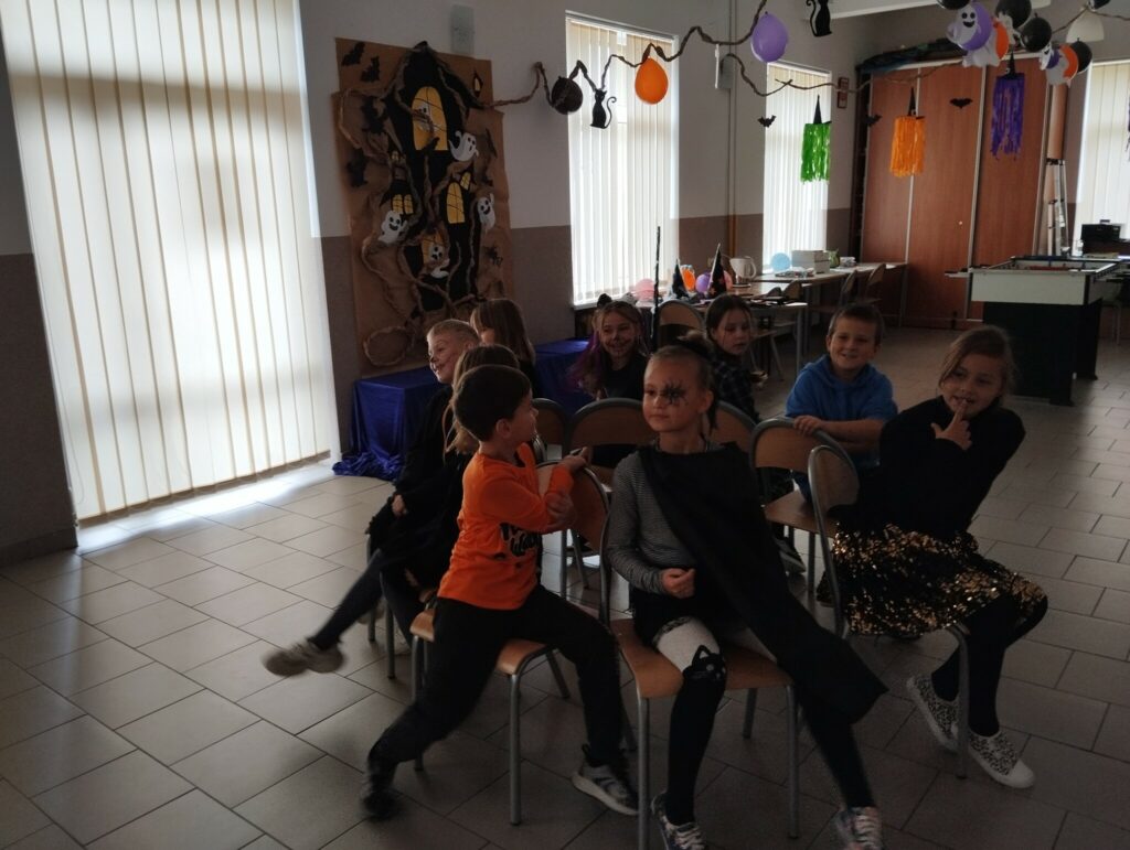 Hokus-pokus, czary-mary czyli zabawy tematyczne w Tyliczu