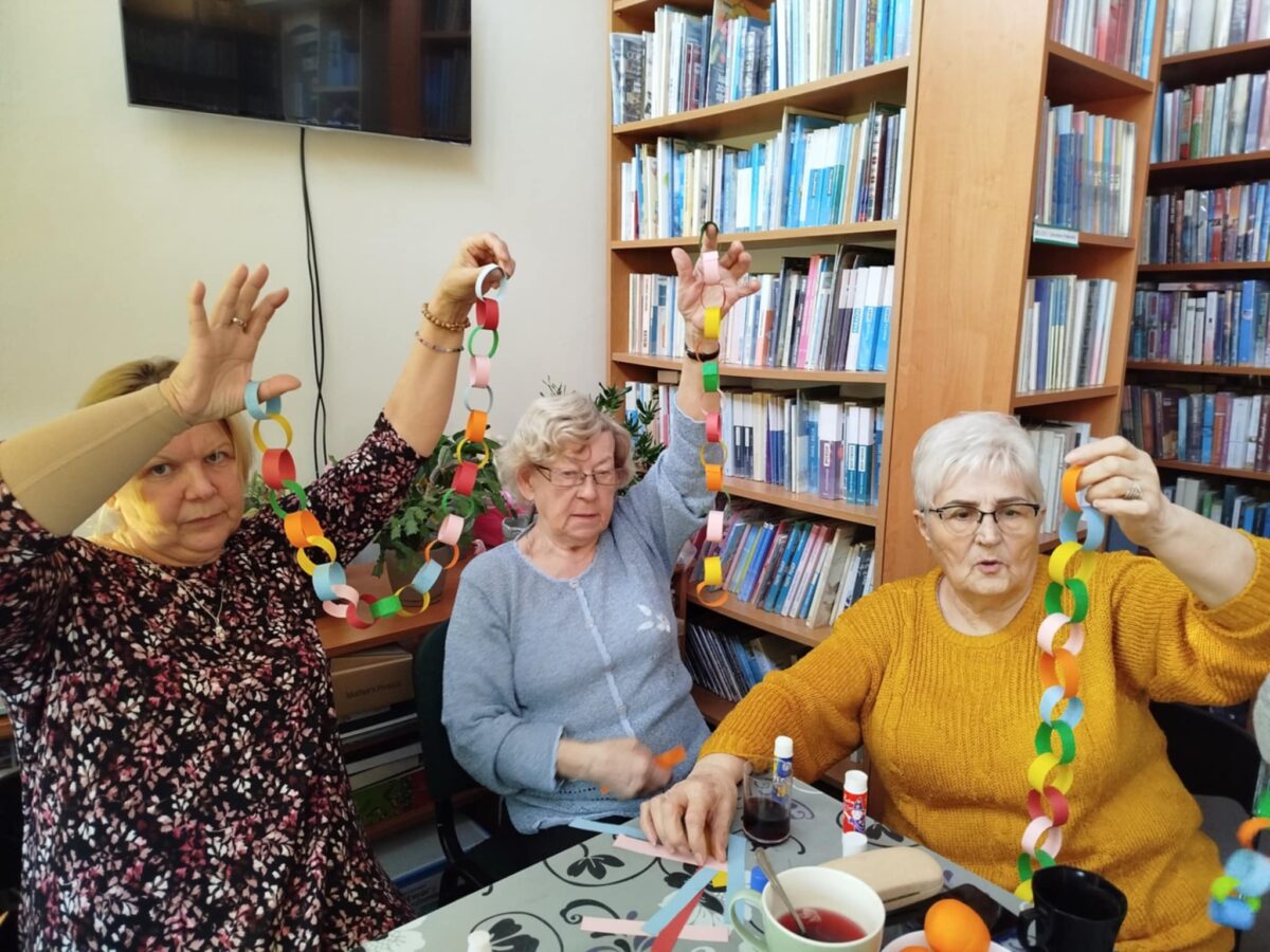 ŚRODA Z PASJAMI W BIBLIOTECE NA ŹRÓDLANEJ