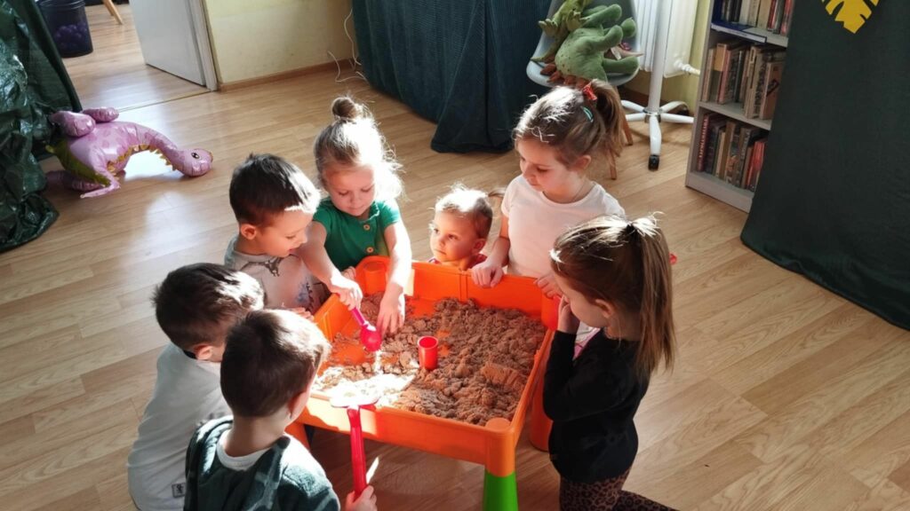 Dinozaurowa przygoda w Bibliotece w Tyliczu!