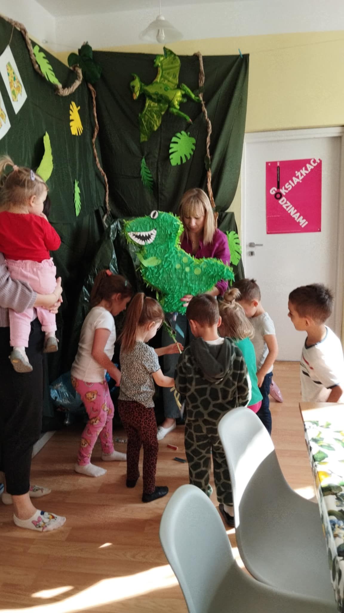 Dinozaurowa przygoda w Bibliotece w Tyliczu!