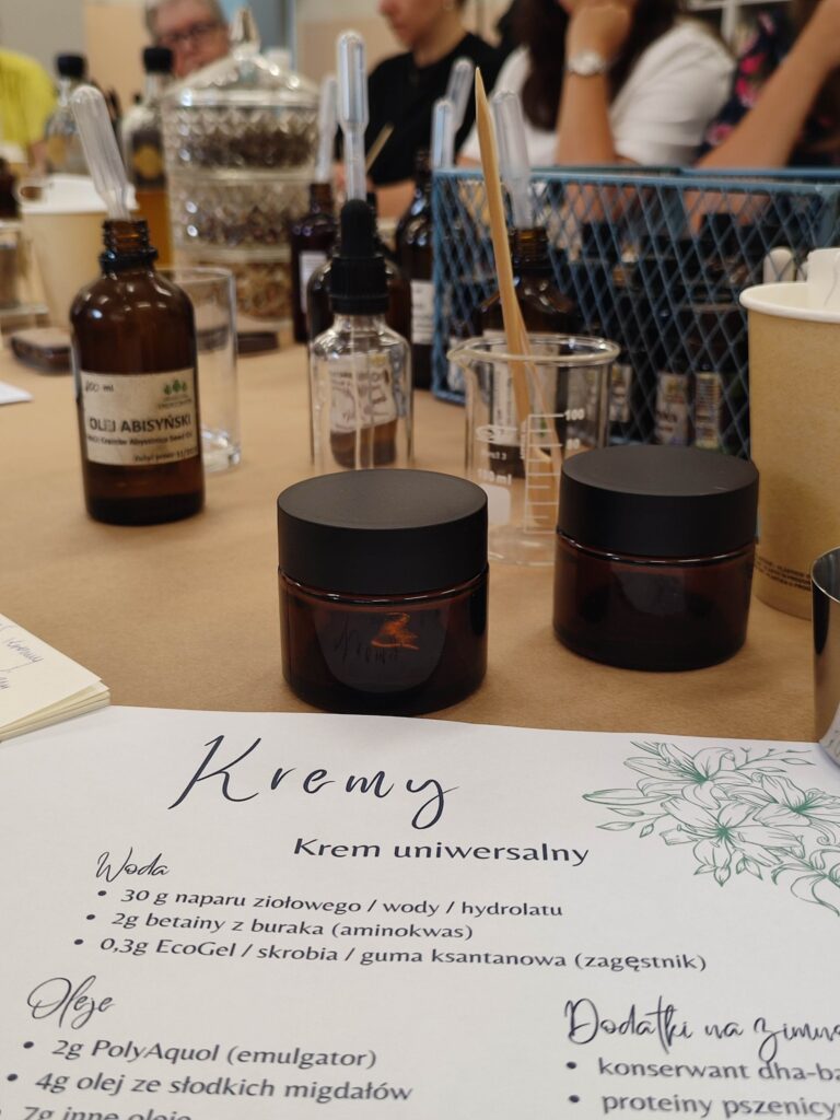Magia ziół w bibliotece – tworzymy naturalne kosmetyki!