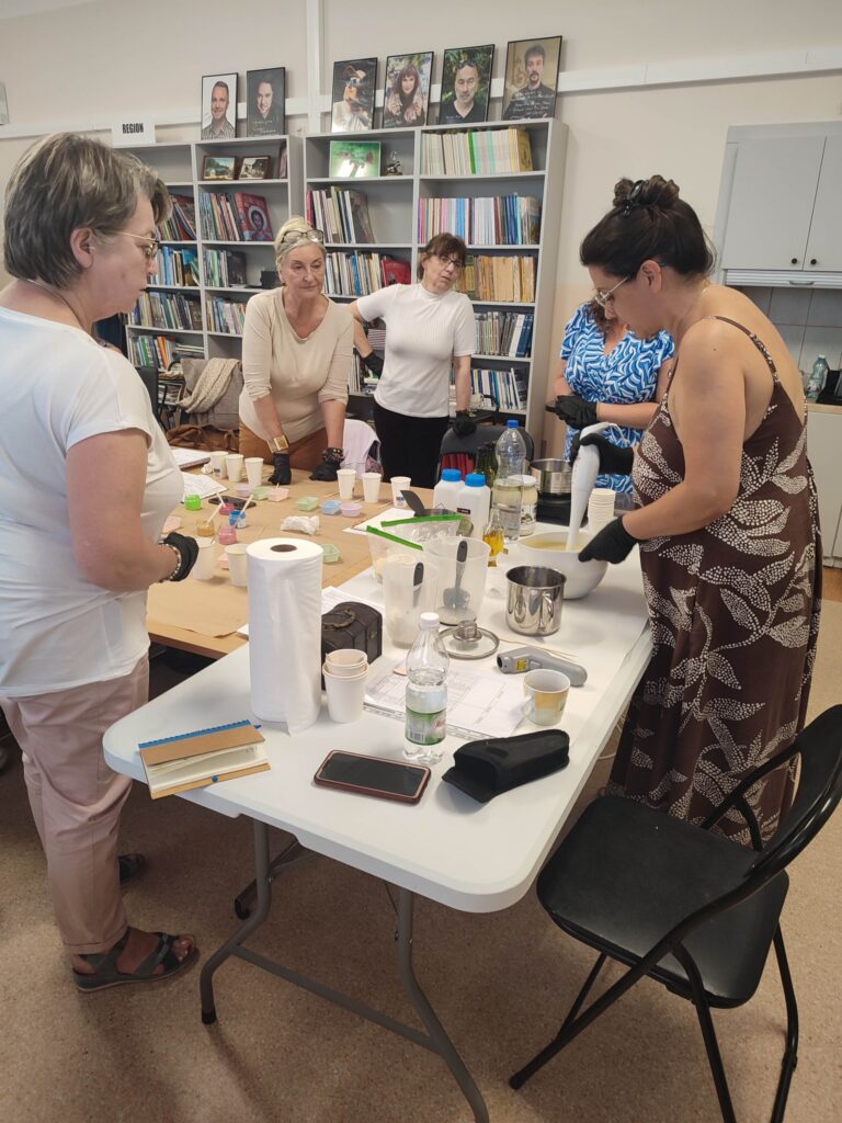 Warsztaty zielarskie w bibliotece