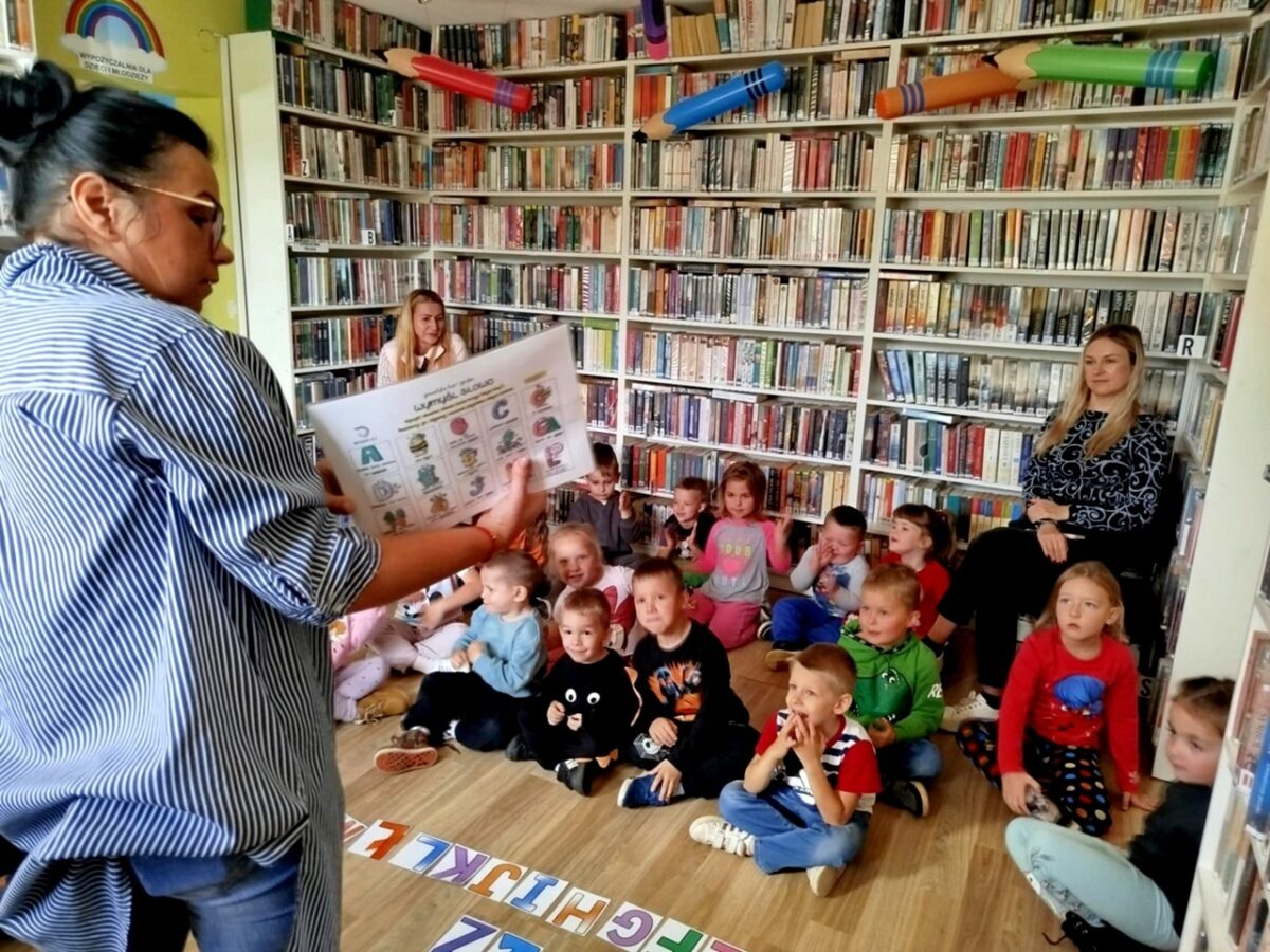 Biblioteczne abecadło – zajęcia dla przedszkolaków w Filii na Czarnym Potoku