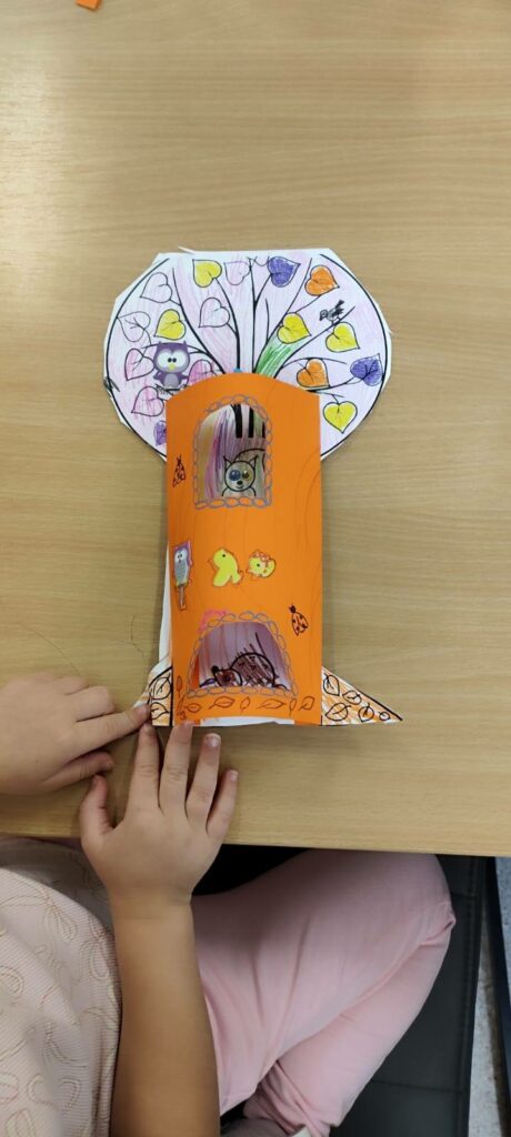 Co w książce Piszczy