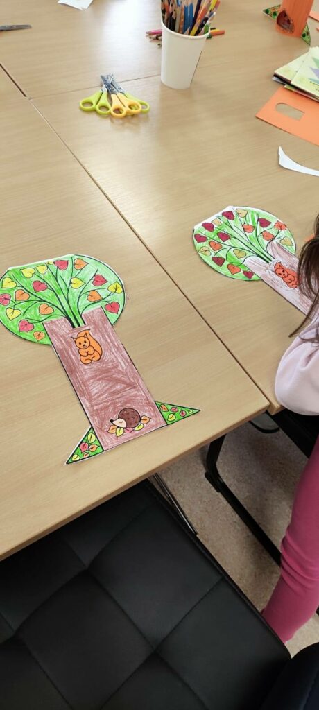 Co w książce Piszczy