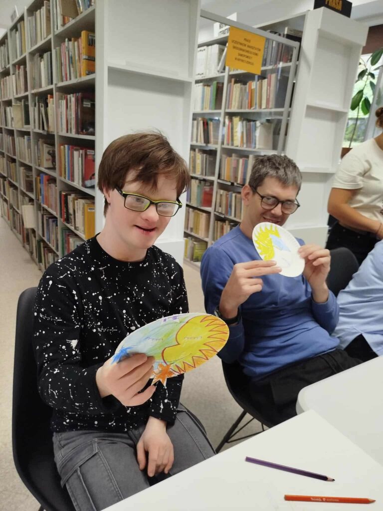 Spotkanie podopiecznych ŚDS w bibliotece