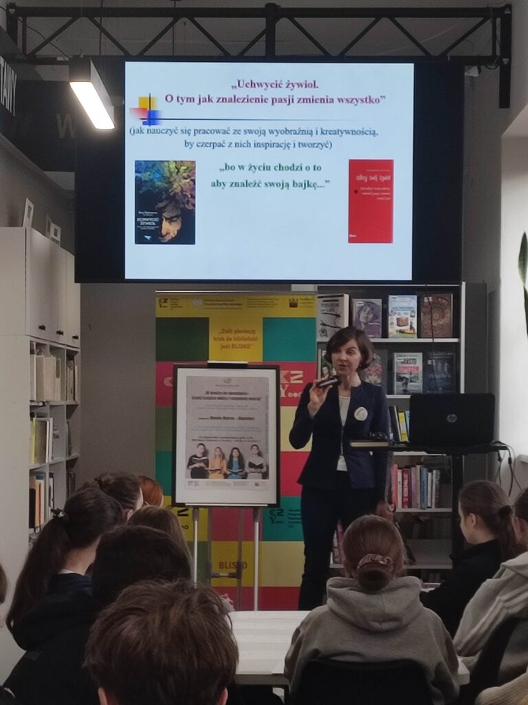 "W drodze do dorosłości – dzięki książce widzę i rozumiem więcej"