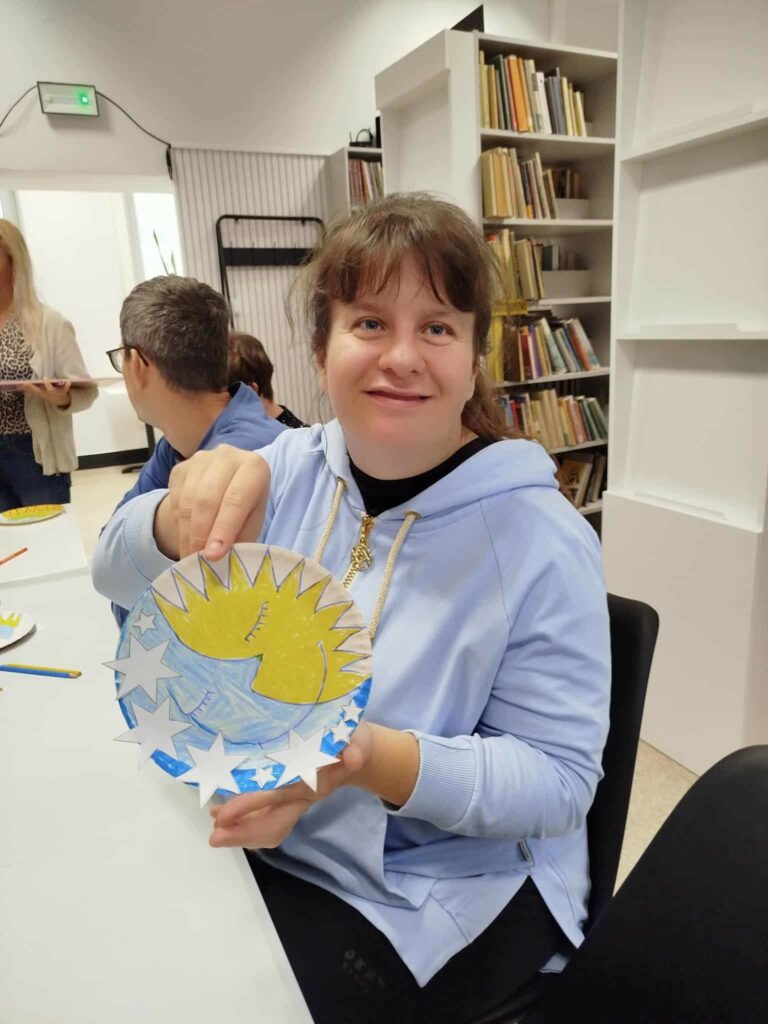 Spotkanie podopiecznych ŚDS w bibliotece