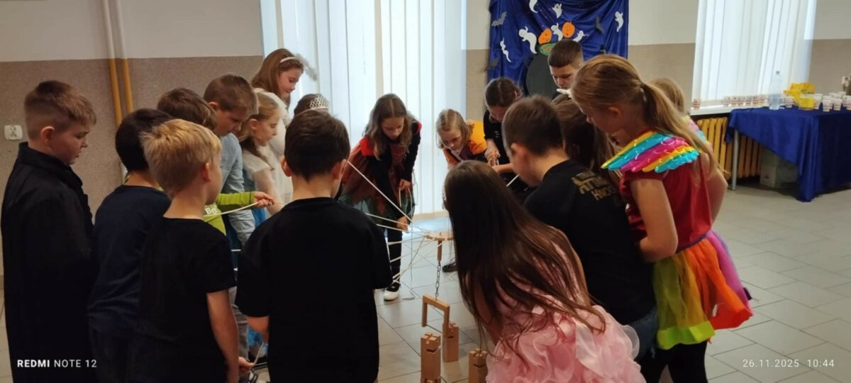 Magiczna zabawa andrzejkowa