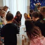 Magicne andrzejki w bibliotece w Tyliczu