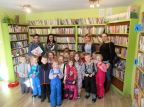 Przedszkolaki w bibliotece na Czarnym Potoku.