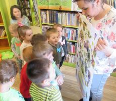 Pierwszy Dzień Wiosny w bibliotece na Czarnym Potoku.