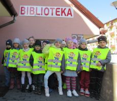 Przedpołudnie z książką w filii na Czarnym Potoku