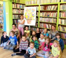 Pierwszy tydzień Kolorowych wakacji w Bibliotece na Czarnym Potoku.