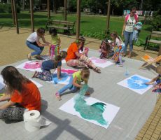 Z czytelnikami na festiwal do Rabki