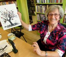 Jaworzynki i jesienne drzewa